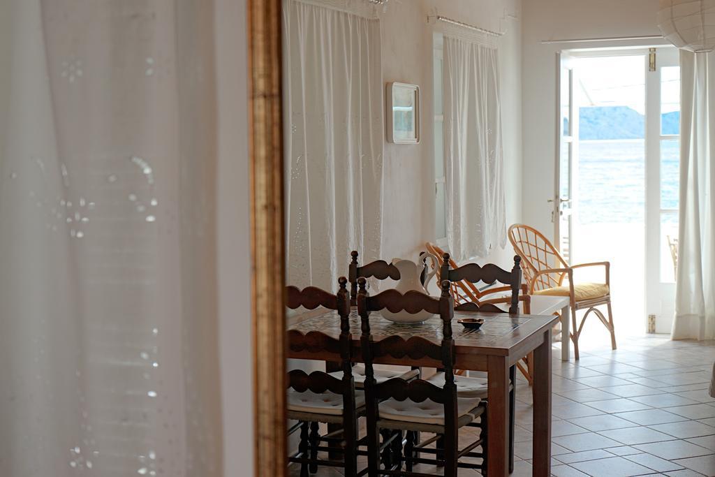 Kiki'S Houses Vlichos Идра Экстерьер фото